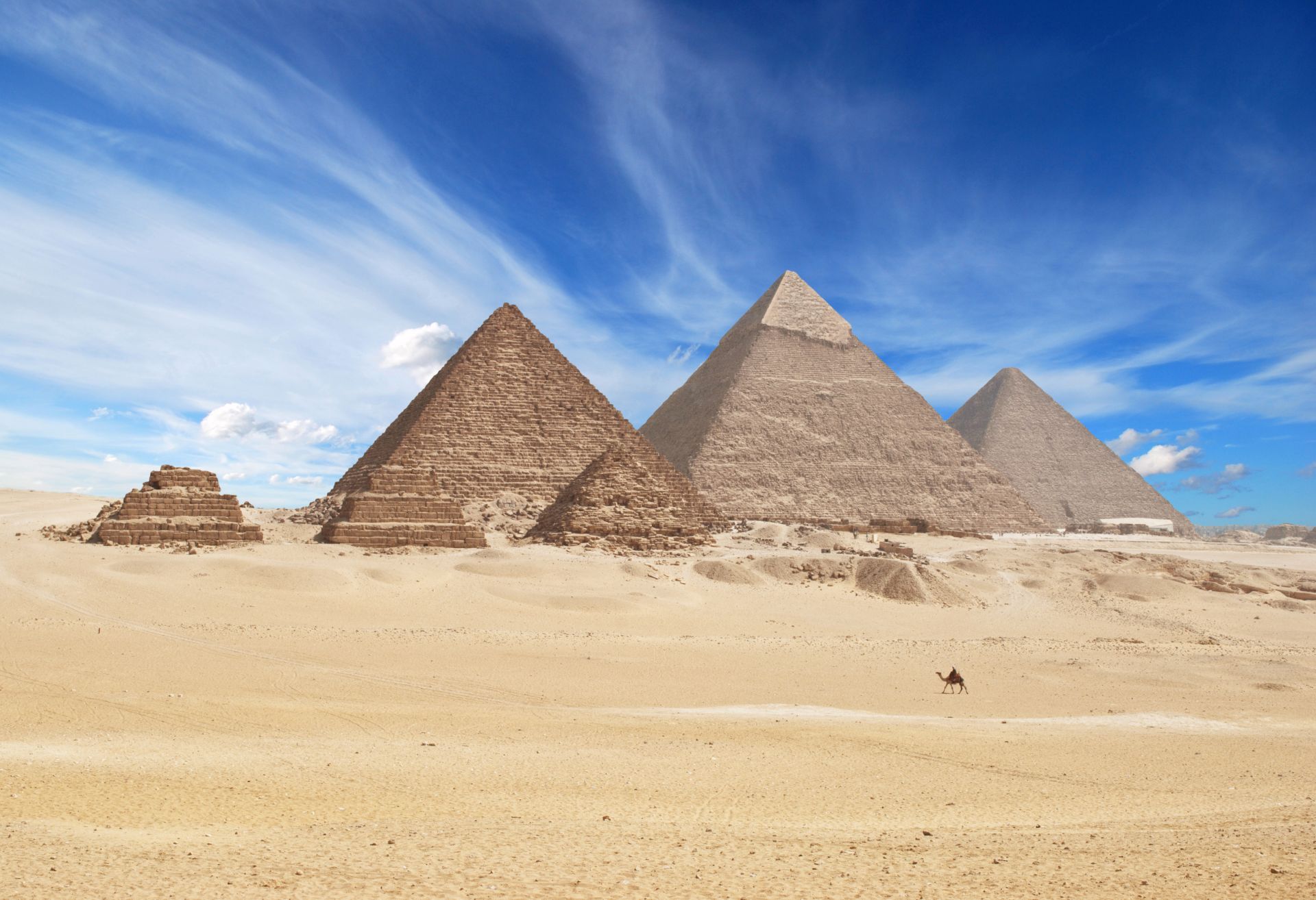 EGYPT Pyramids in Giza