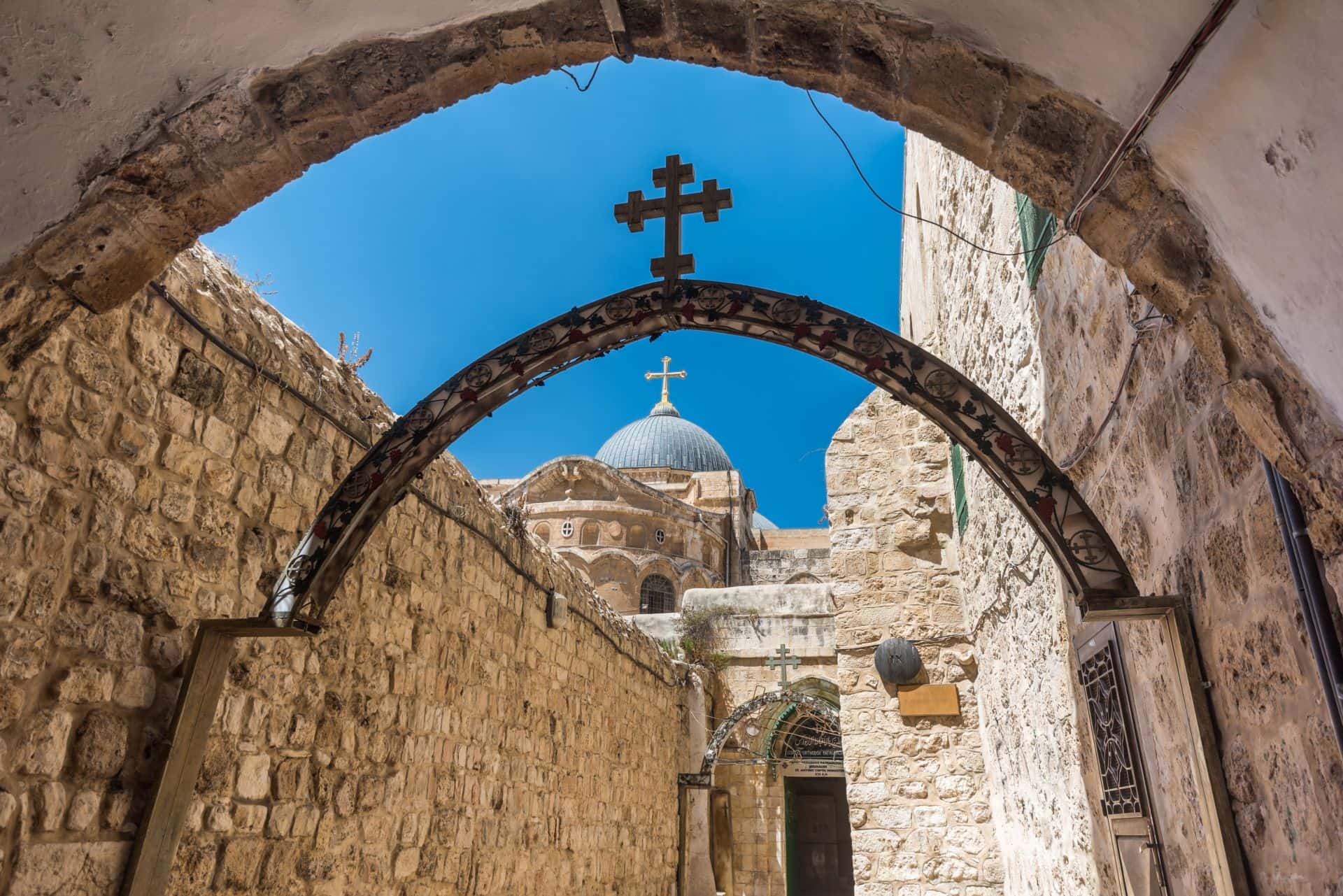 ISRAEL-The-9th-station-of-the-cross-in-Via-Dolorosa-Old-City-East-Jerusalem