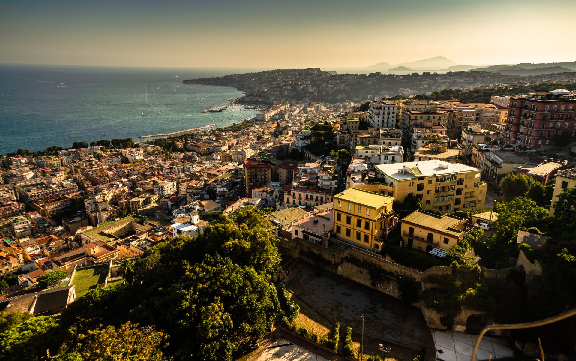 Panoramic-of-Napoli-from-Castle-Saint-Elmo-Italy