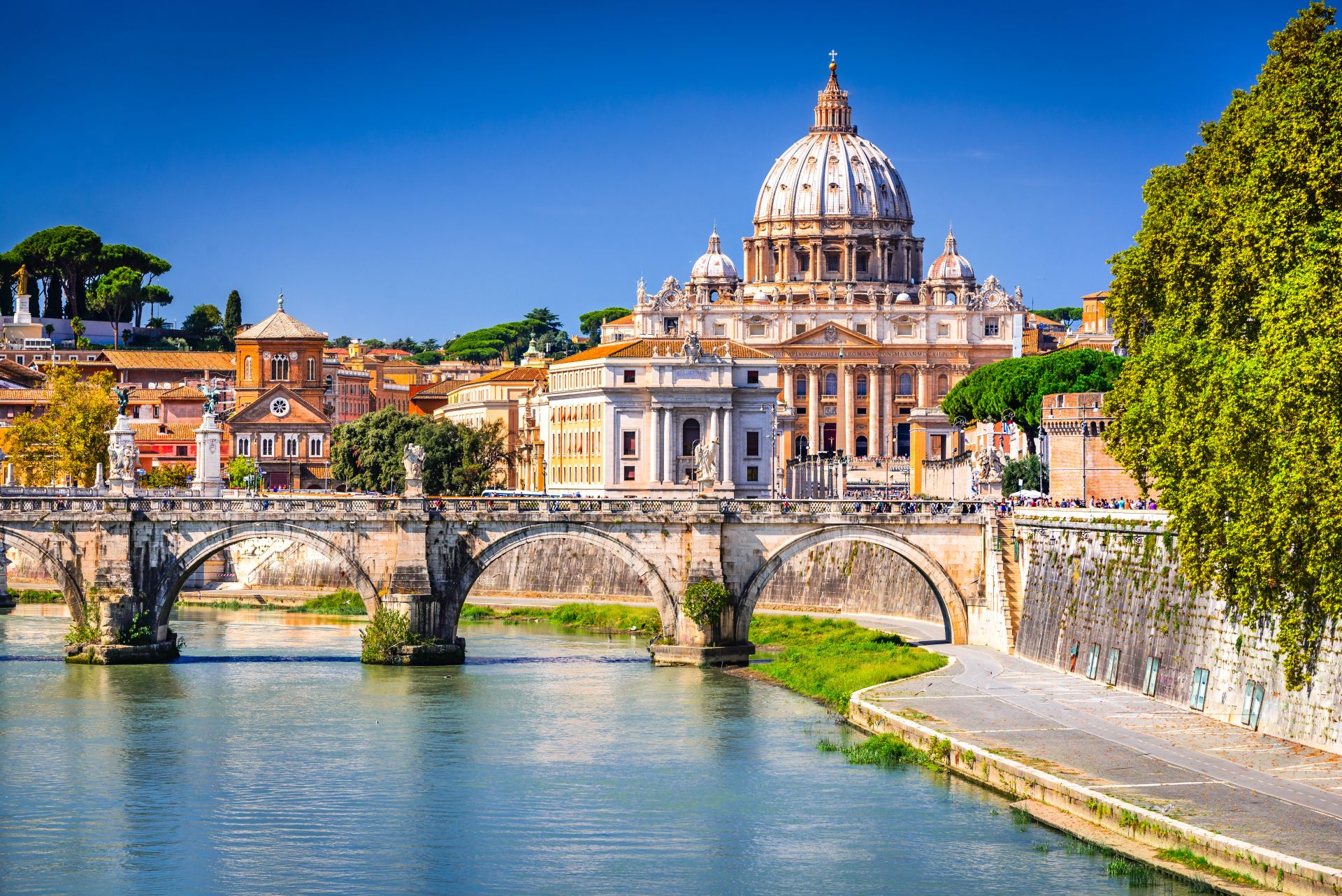 Rome-Italy.-Man-Training-On-Kayak-Near-Aelian-Bridge.-Papal-Basilica-Of-St.-Peter-In-Vatican-Rome-Italy