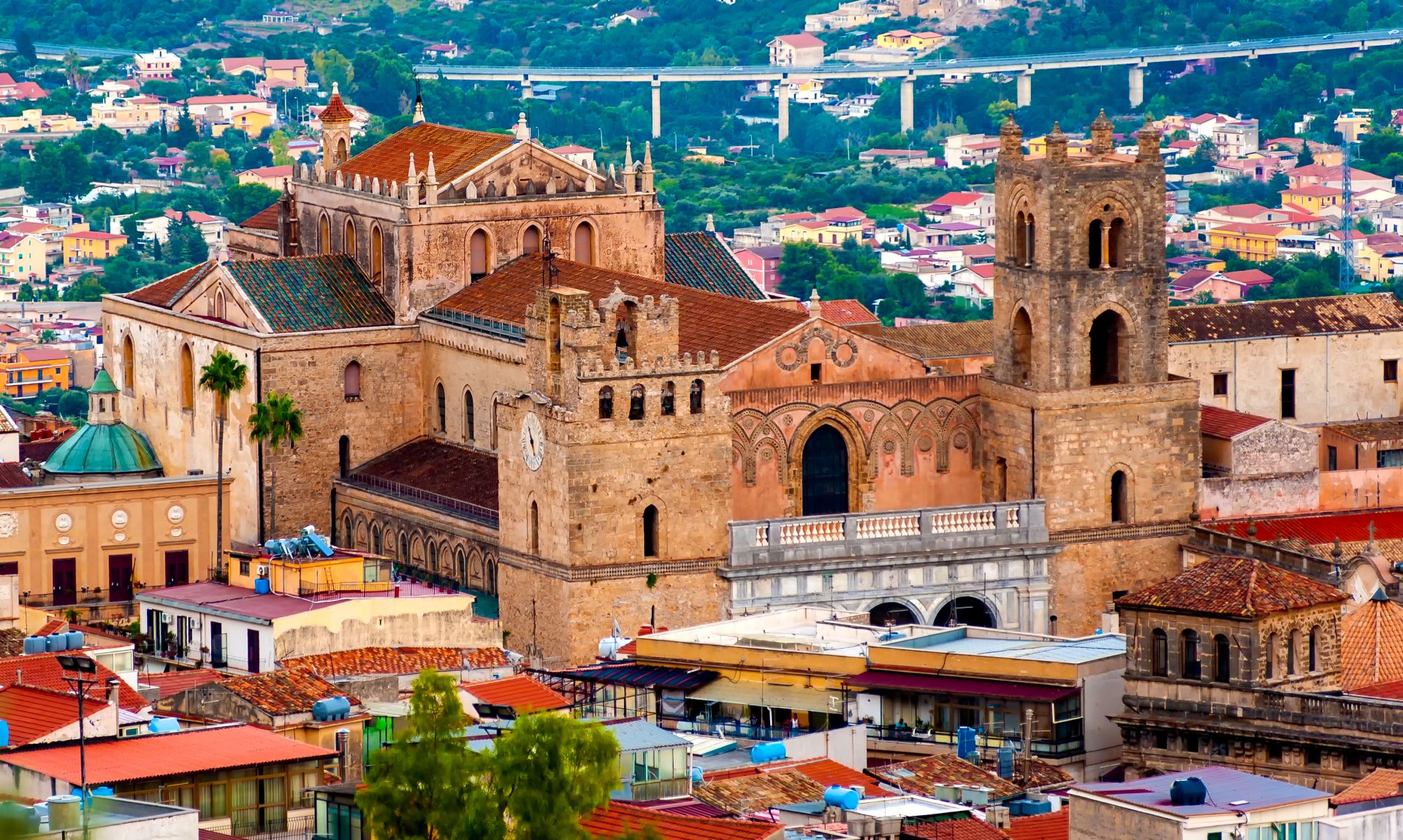 The-Monreale-Cathedral-seen-from-the-mountains-that-surround-the-town.-Palermo.-Italy
