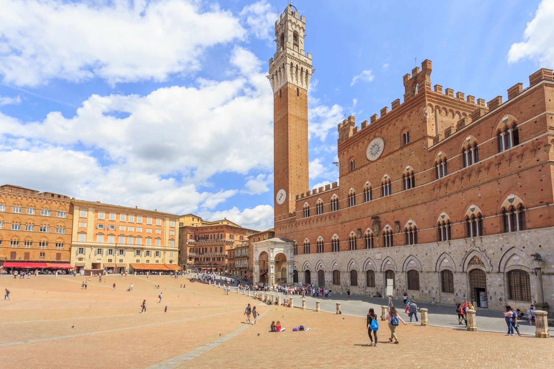 Palazzo Pubblico, ,Piazza Del Campo, SIENA ITALY