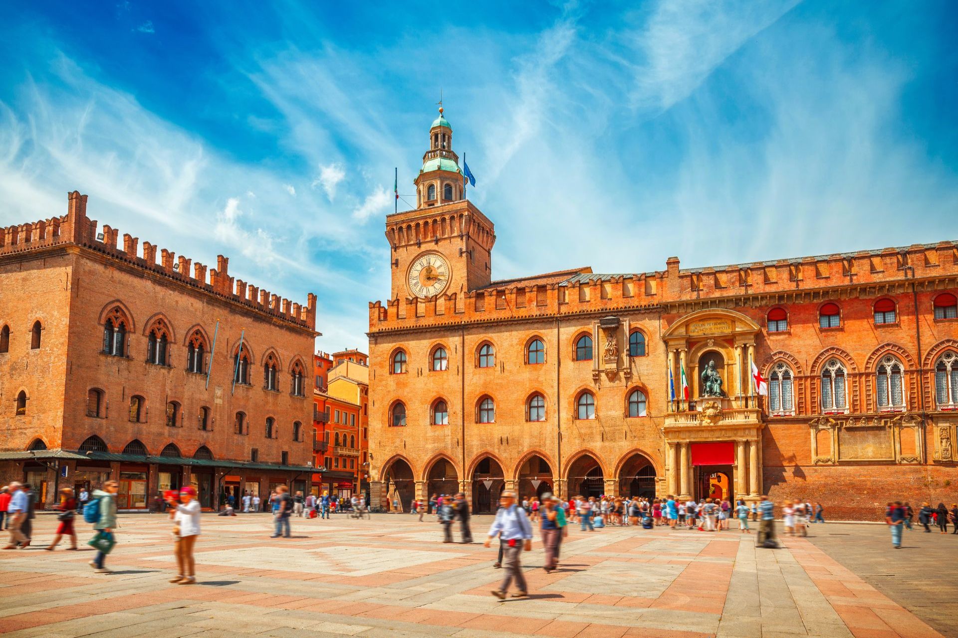 Piazza Maggiore, Bologna ITALY