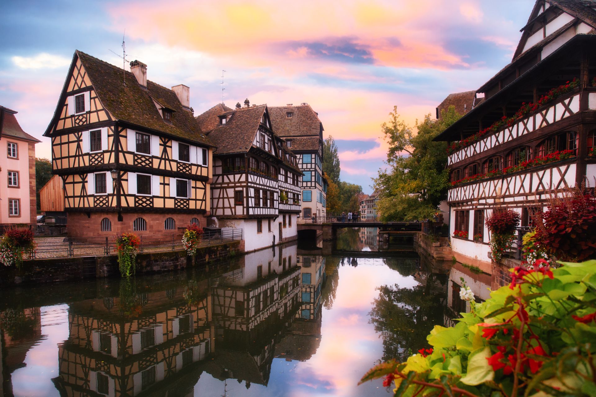 Strasbourg-france-at-sunset-with-2026-03-26-08-10-33-utc GERMANY