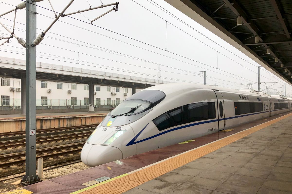 the-high-speed-train-at-the-platform-in-a-railway-2026-03-15-23-34-09-utc CHINA